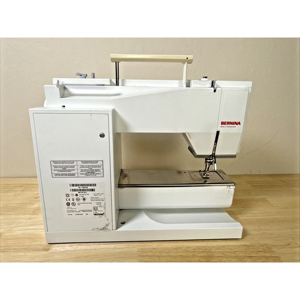 Bernina Virtuosa 153 Quilter's Edition Sewing Machine w/ Accessories and Case